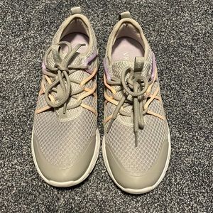 Wore twice, great condition!